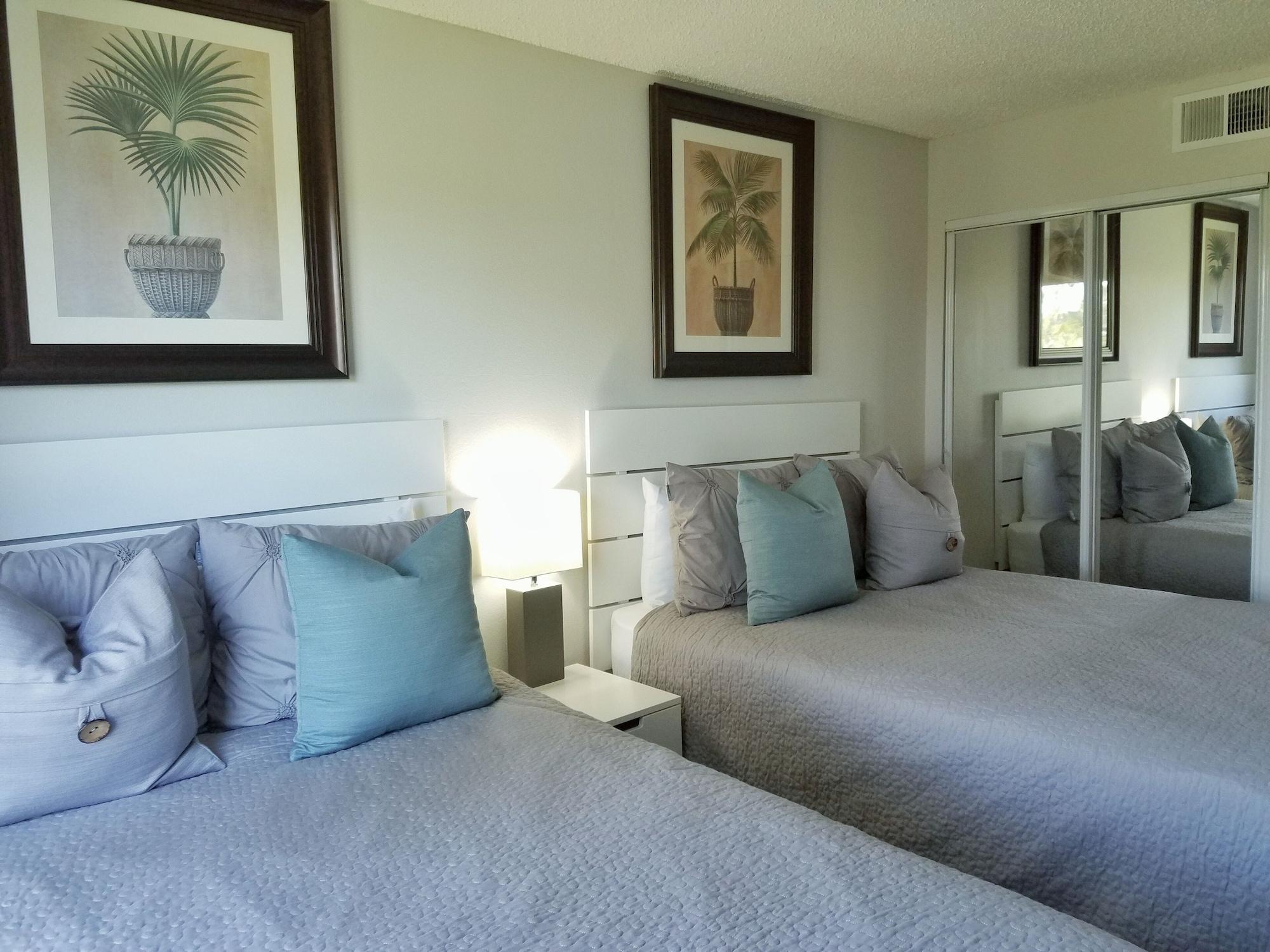 Parc Corniche Condominium Suites Williamsburg Bagian luar foto